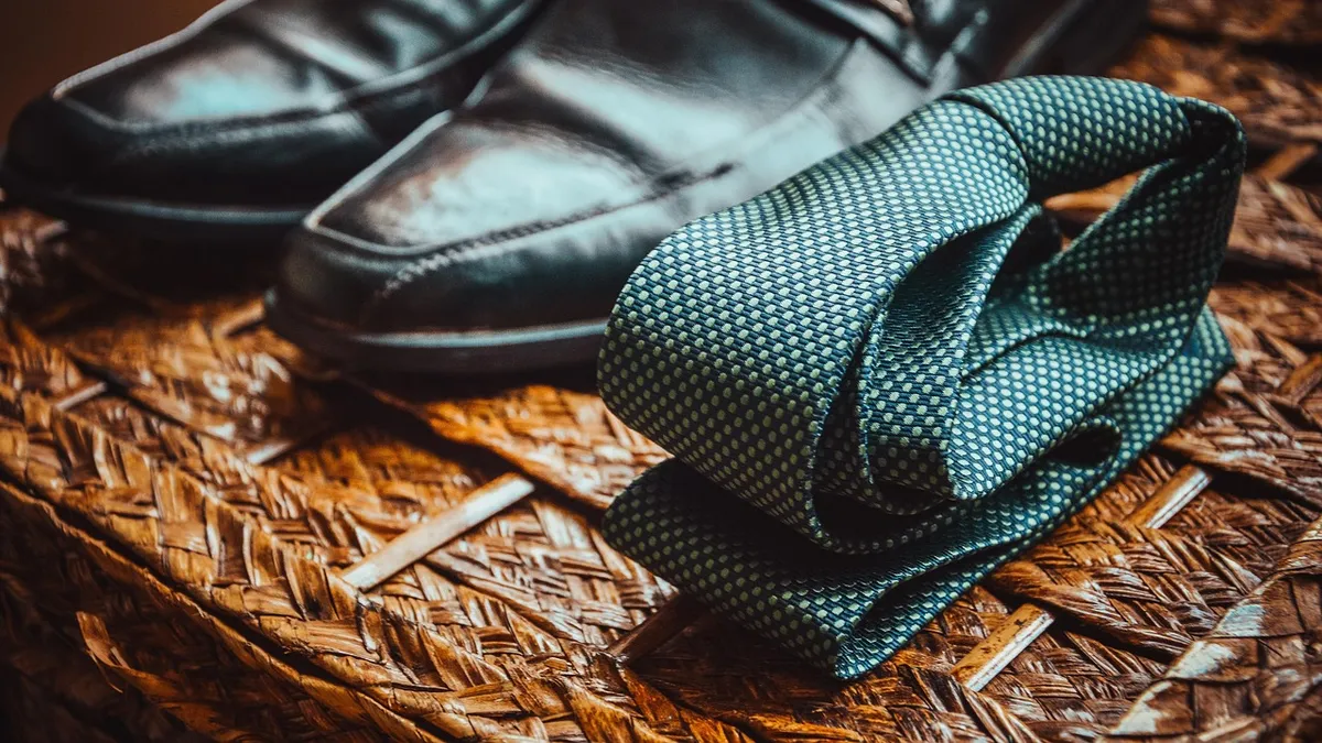 Barefoot Shoes for the Office: Professional Style Meets Foot Health